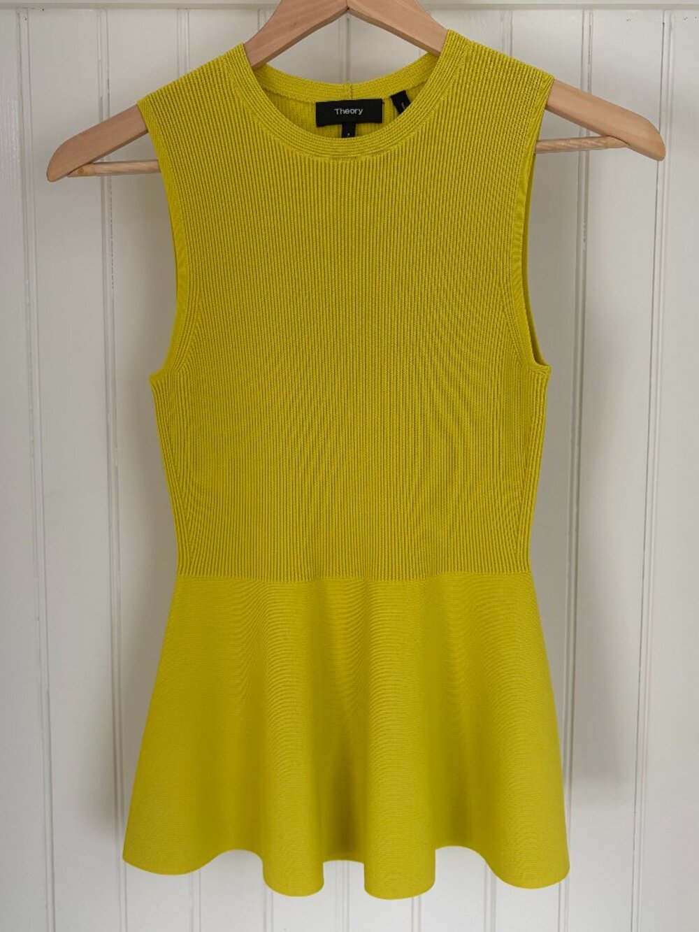Theory Textured Shell Peplum Top Chartreuse Yellow Sz P Petite 0 Sleeveless Knit